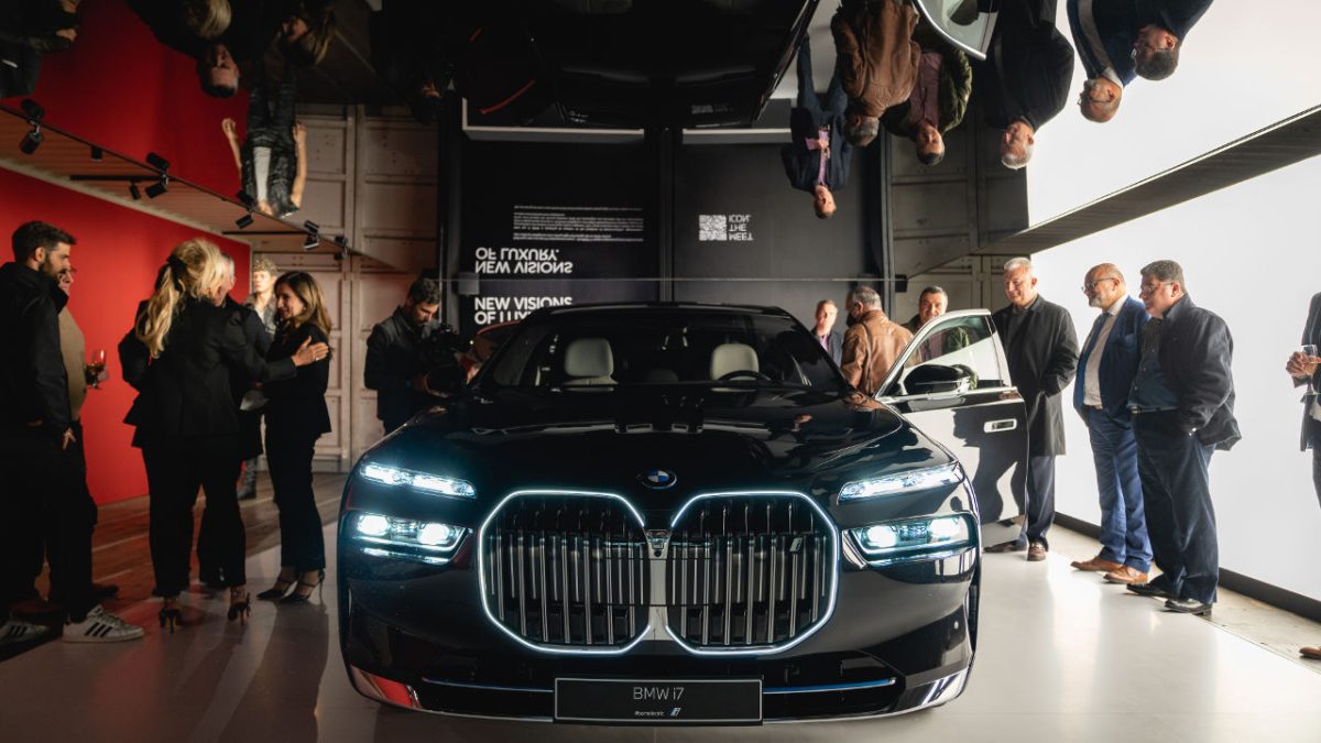 BMW i7 BMW Σφακιανάκης 2023