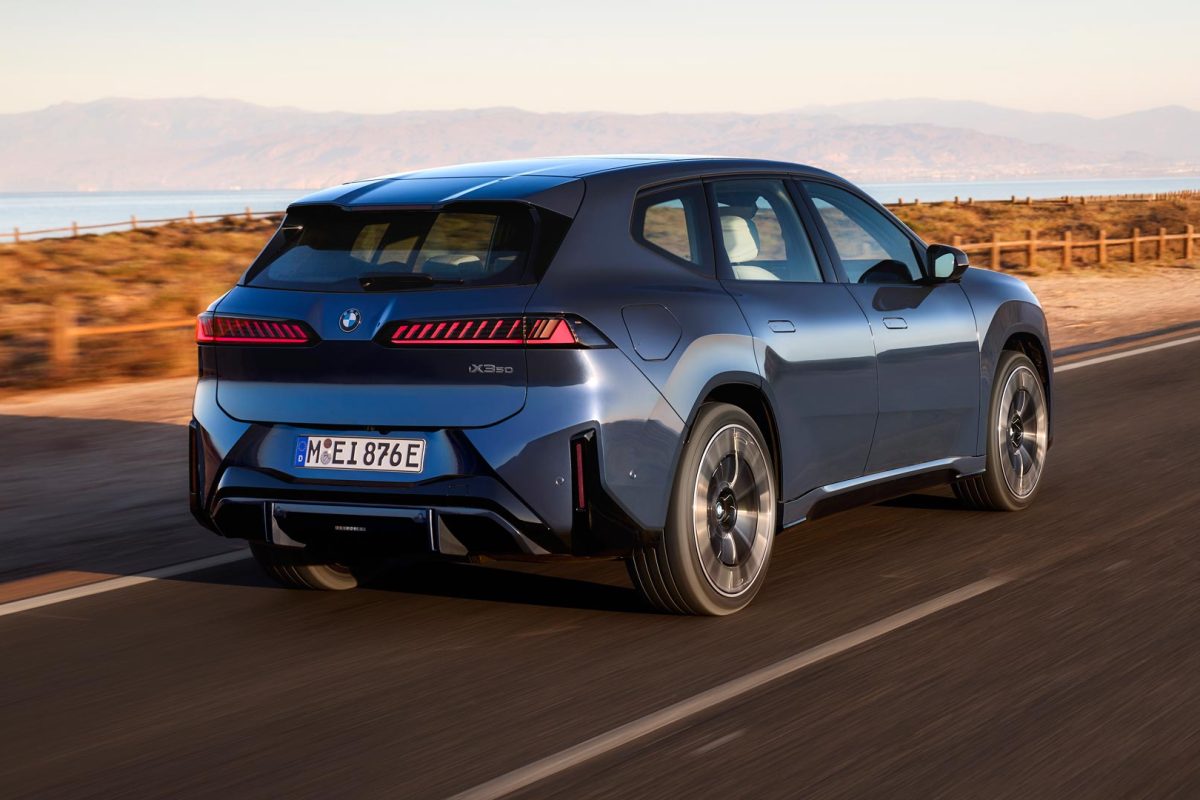 BMW iX3