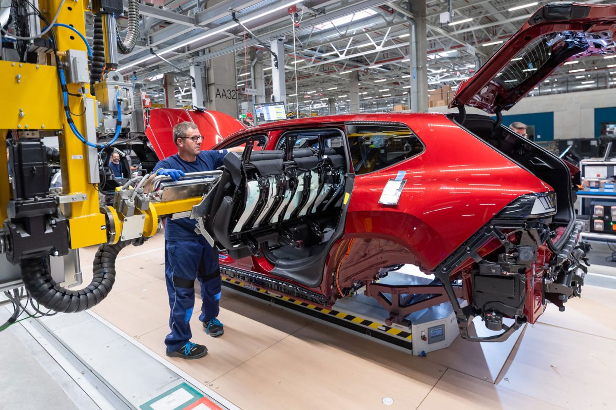 bmw-ix3