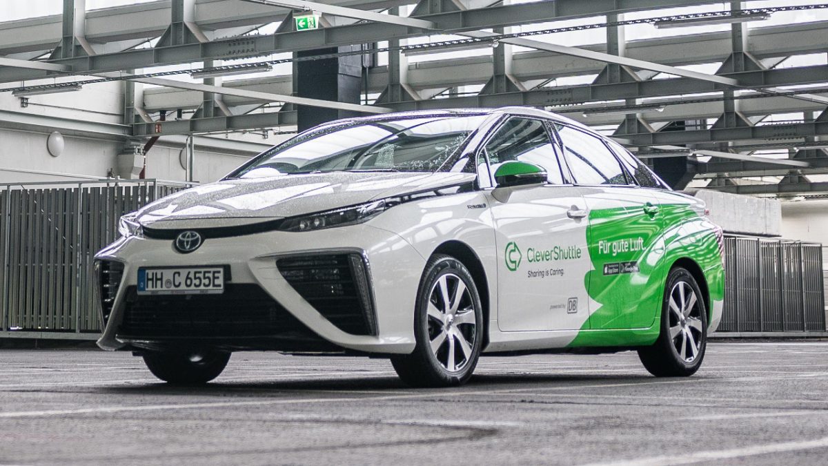 Toyota Mirai CleverShuttle 2020