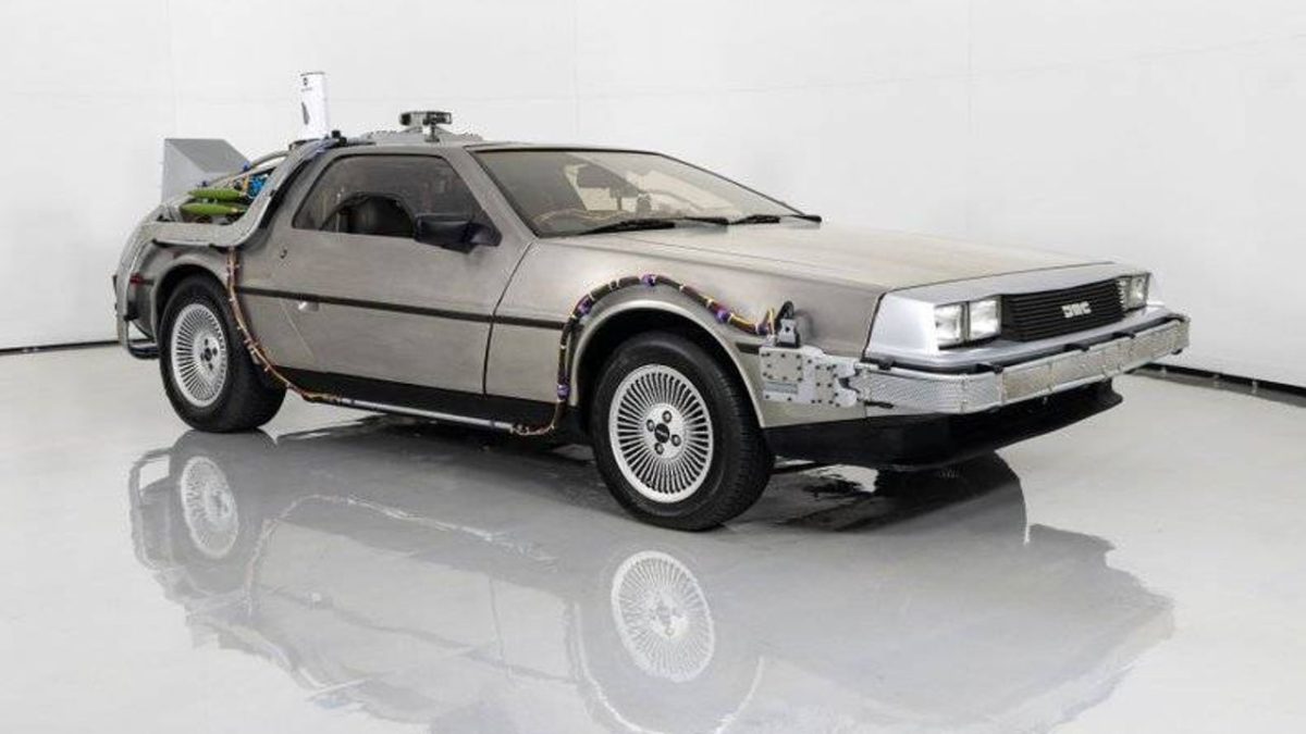 DeLoean DMC-12 Back to the Future replica