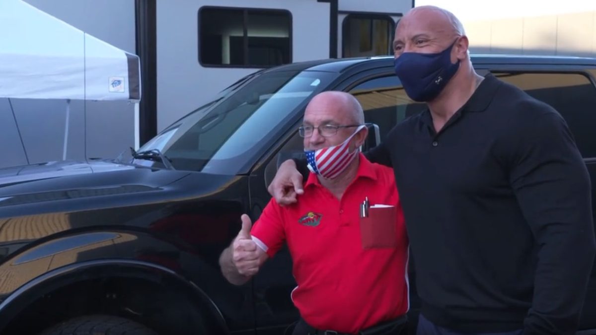 dwayne johnson santa claus