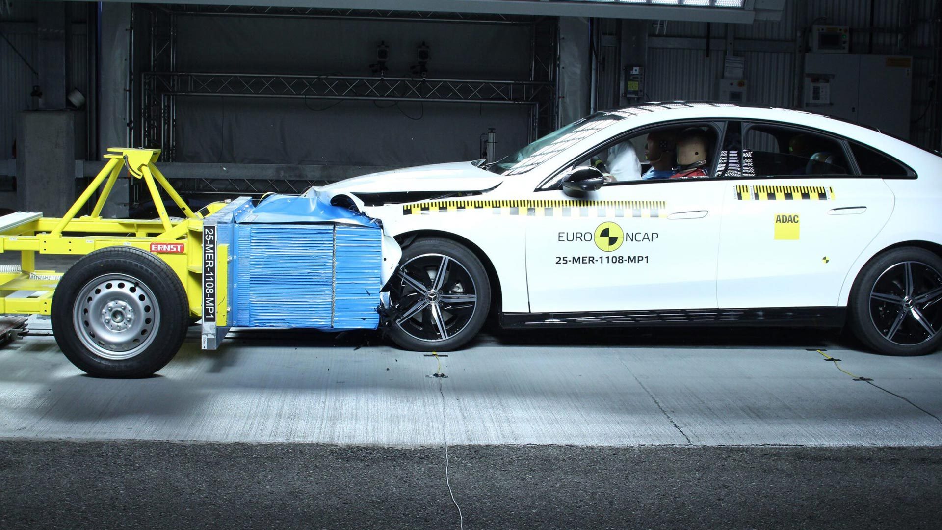 euro-ncap-mercedes-benz-cla