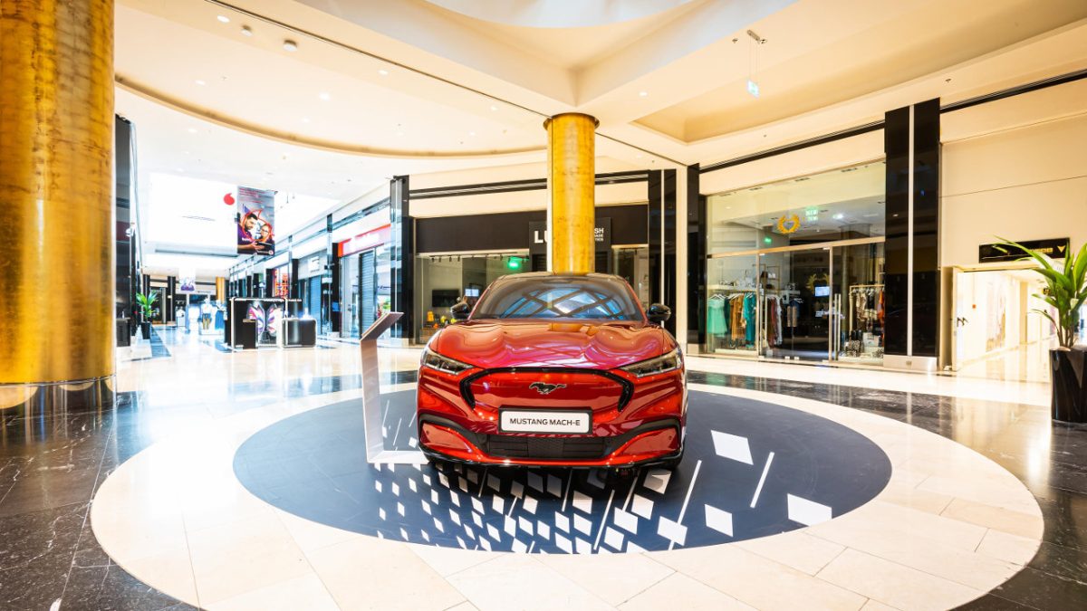 Ford Mustang Mach-E Golden Hall 2022 test drive