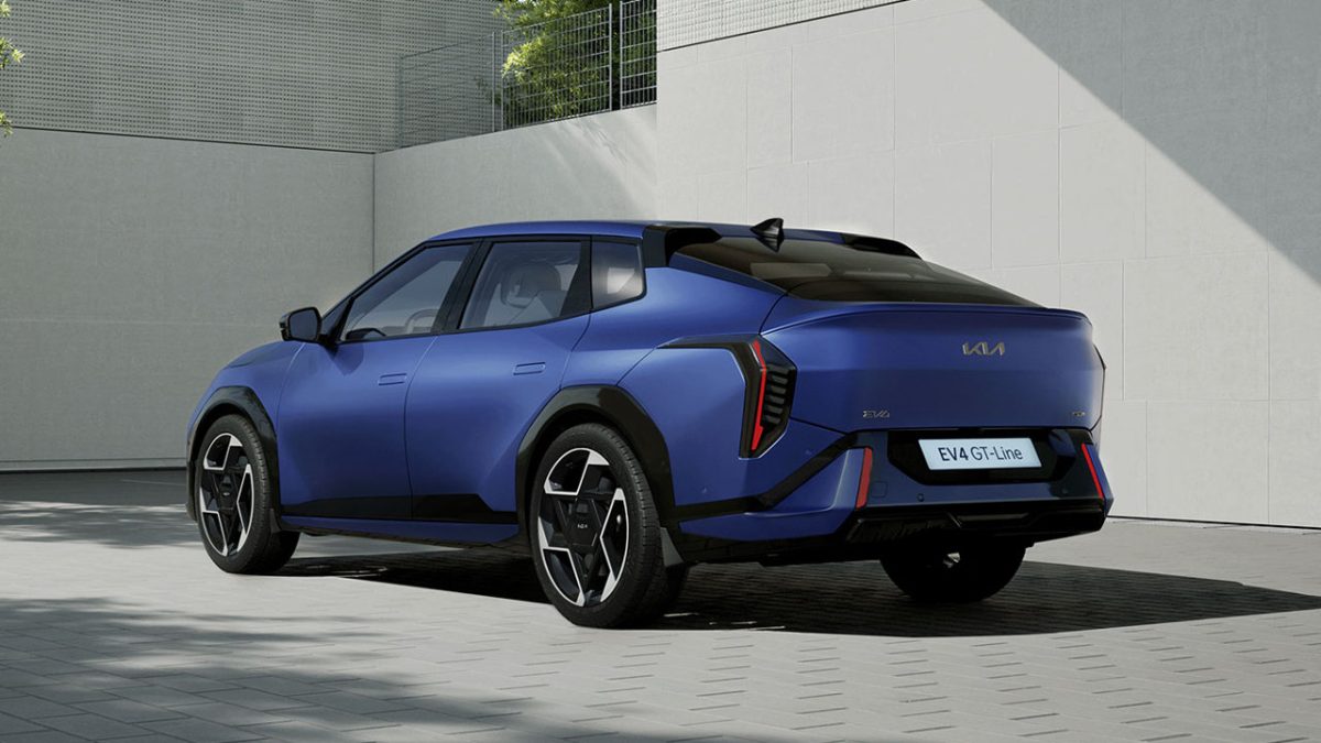 Kia EV4 2025 νέο μοντέλο
