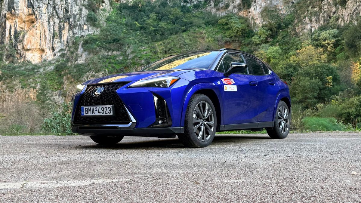 Lexus UX