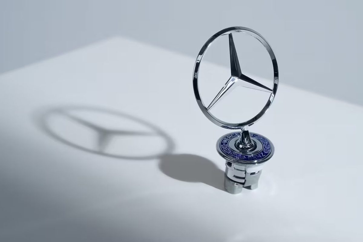 Mercedes-Benz σήμα πώς έγινε 2026