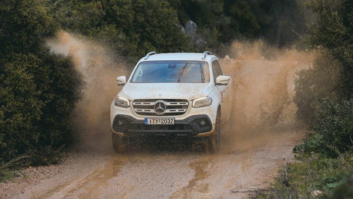 mercedes_x-class