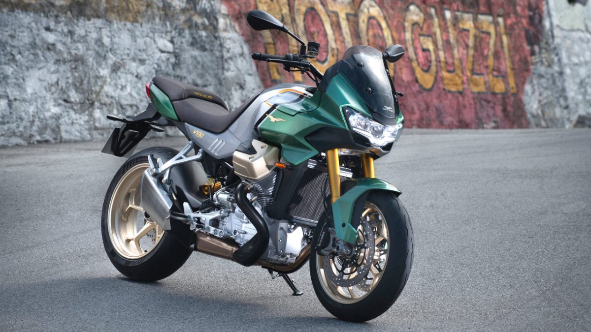 Moto Guzzi V100 Mandello 2021