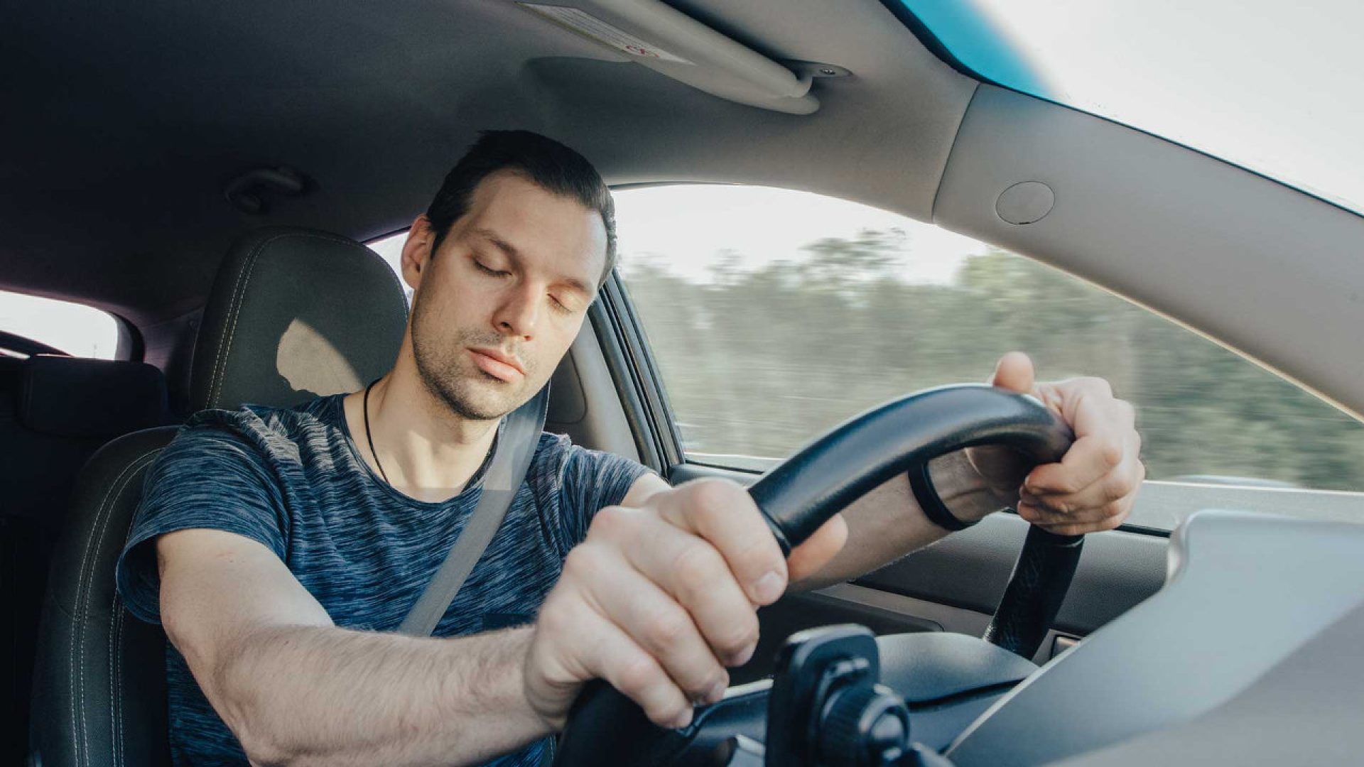 Οδήγηση και κούραση - Τα σημάδια που θα σου σώσουν τη ζωή