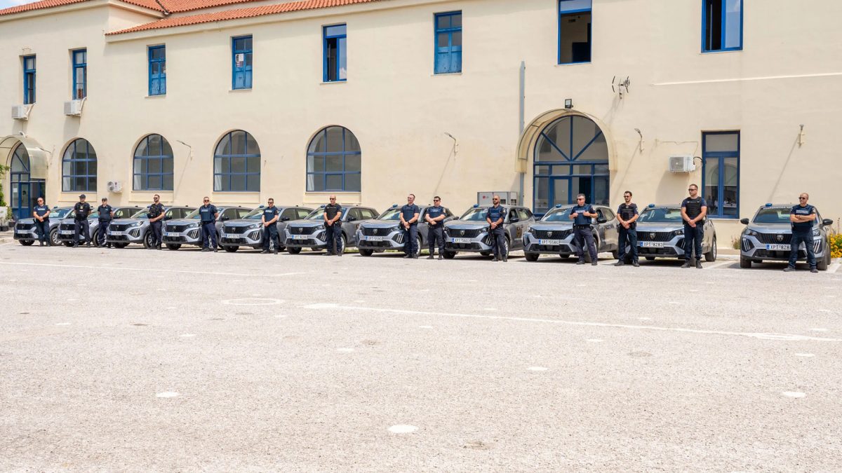νέα περιπολικά