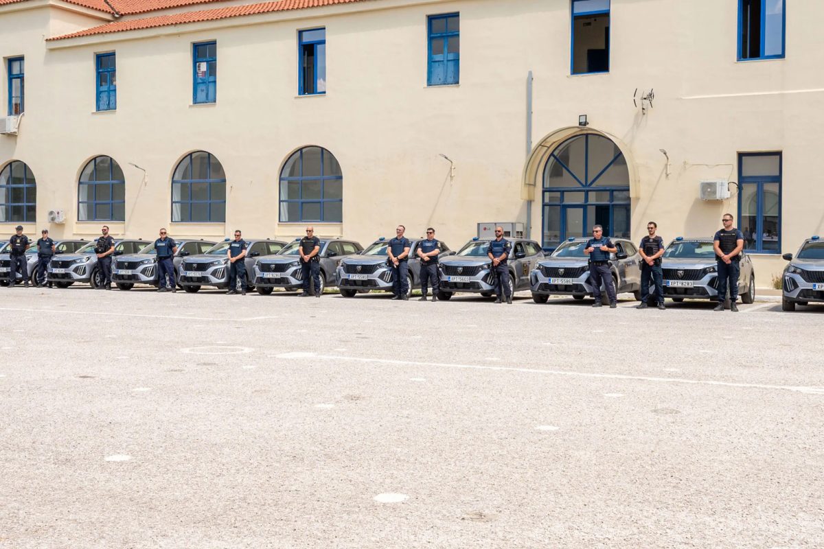 νέα περιπολικά