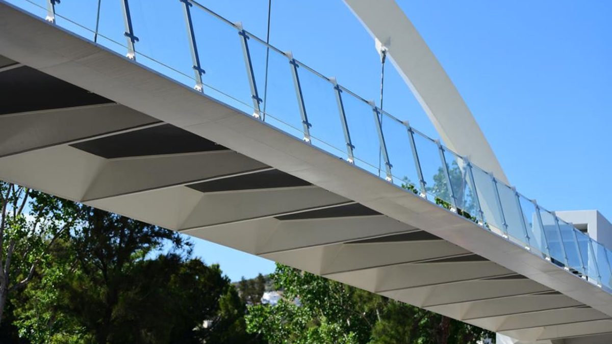 πεζογέφυρα