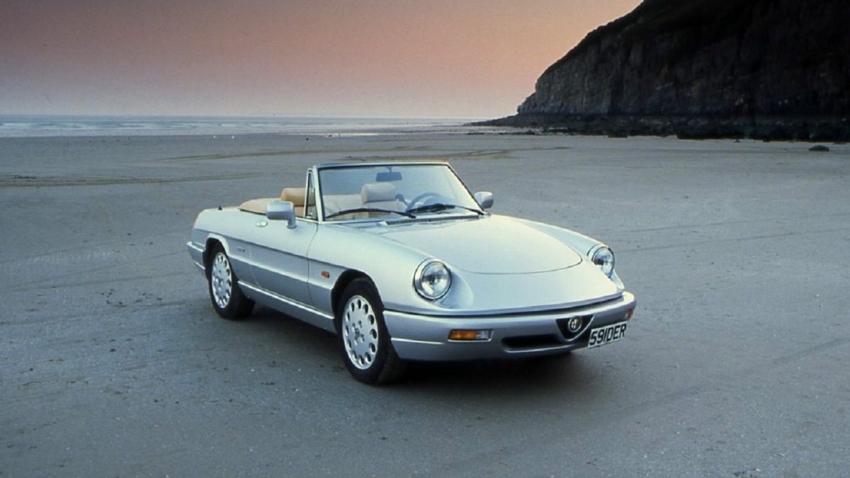 pictures_alfa-romeo_spider_1990_2