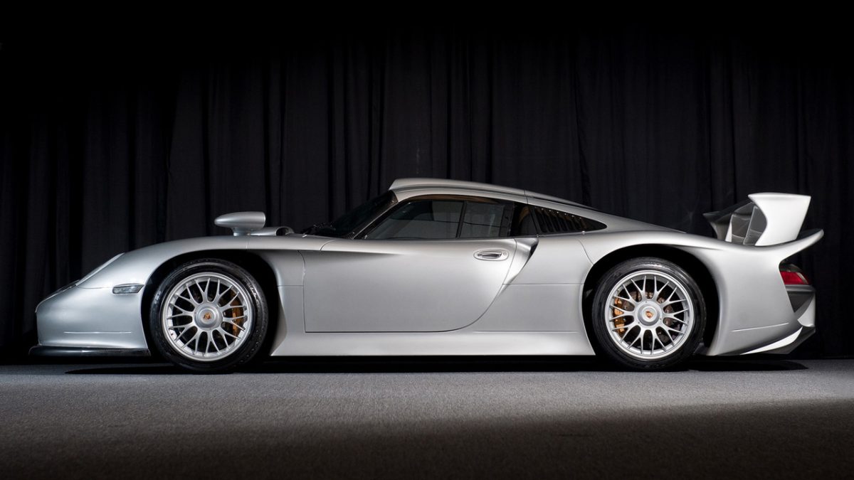 Porsche 911 GT1 Strassenversion