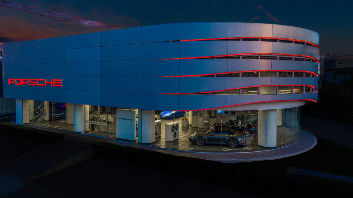 Porsche Center Athens