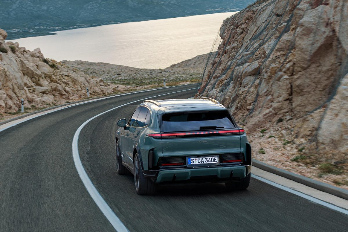 Porsche Cayenne Electric