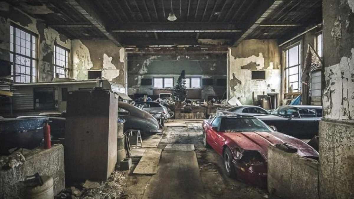 spania-aftokinita-paratimena-se-egkataleleimmeno-scholeio