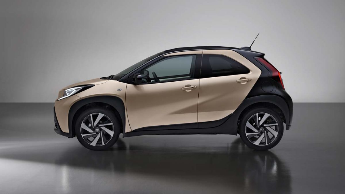 toyota_aygo_x3