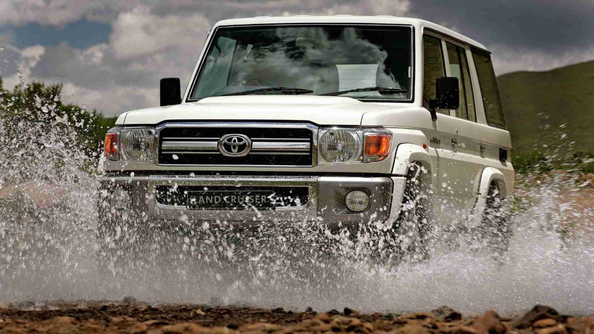 toyota_land_cruiser_70_south_africa-3