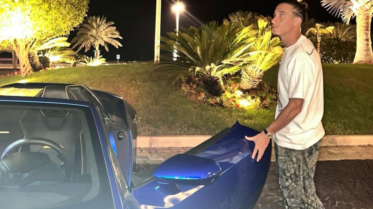 Κώστας Τσιμίκας