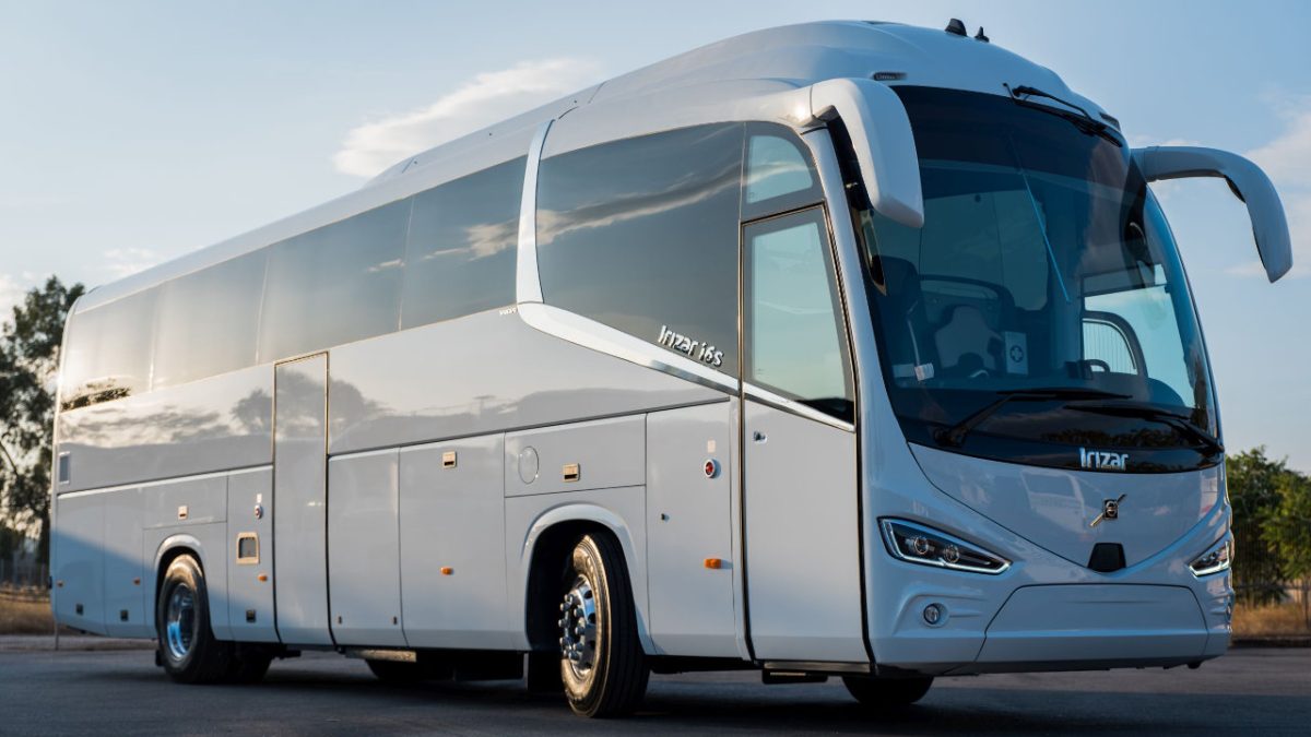 όμιλος σαρακάκη λεωφορεία ουκρανία βοήθεια 2022