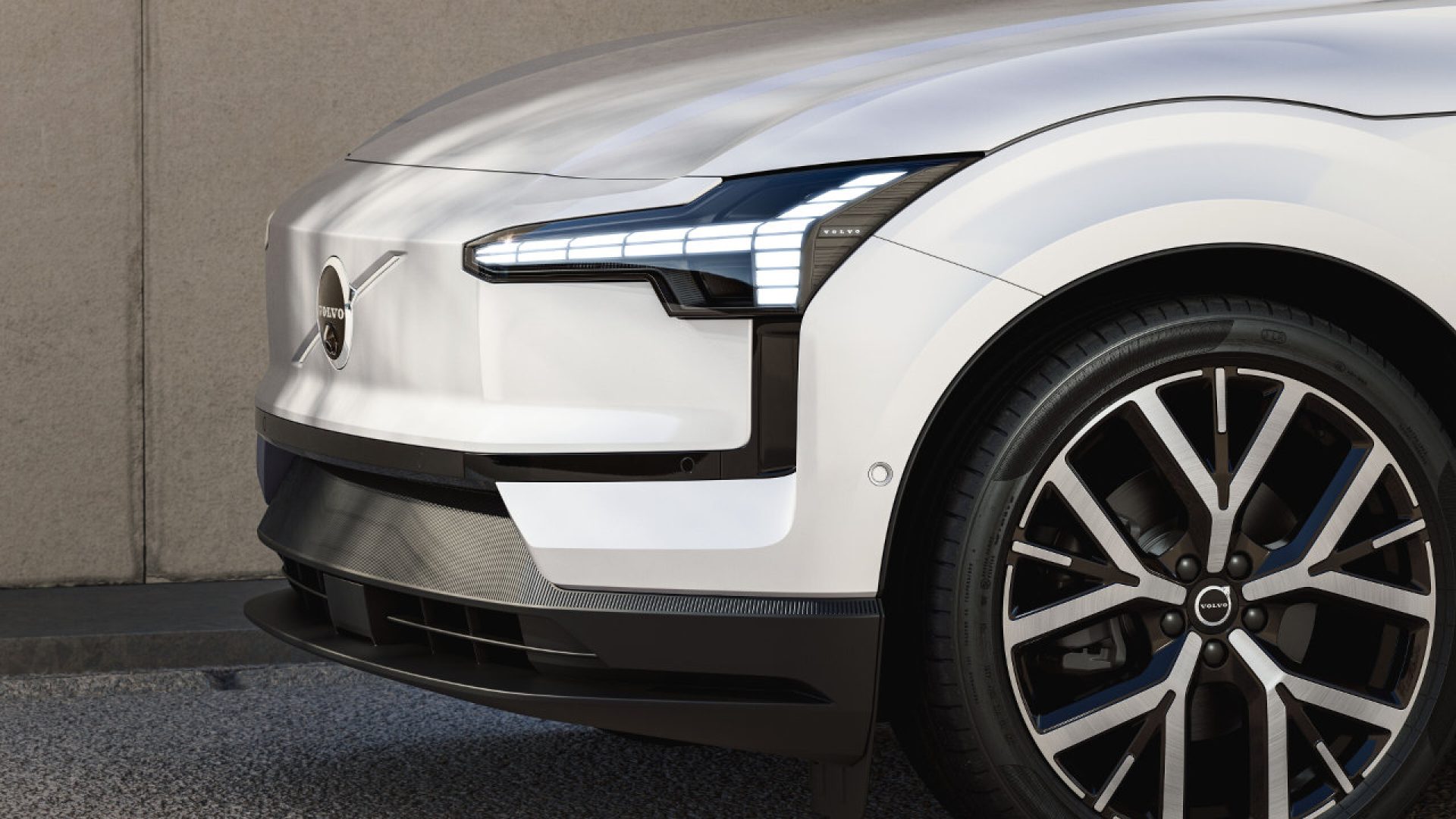 Volvo EX30 αναβαθμίσεις 2026